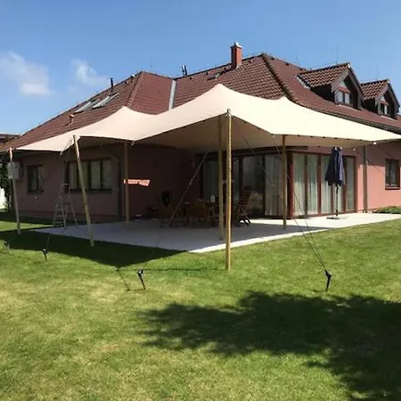 Obora 824 Nyaraló
